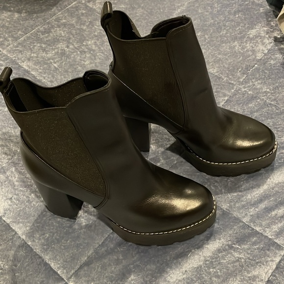 SCHUTZ Black Billie platform Heeled Boots size 7 new w/o the box - Picture 1 of 7